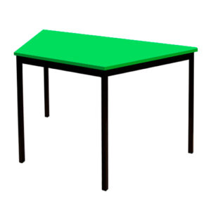 Mesa Trapezoidal Cubierta de Polipropileno 120 x 60 x 45cm MB 1105